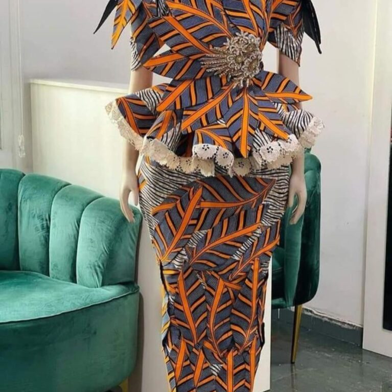 Ankara Short Gown With Flayed